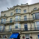 Royal Hotel