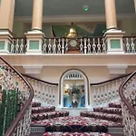 Royal Hotel