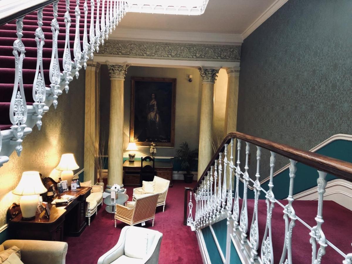 Hotel Royal 3*