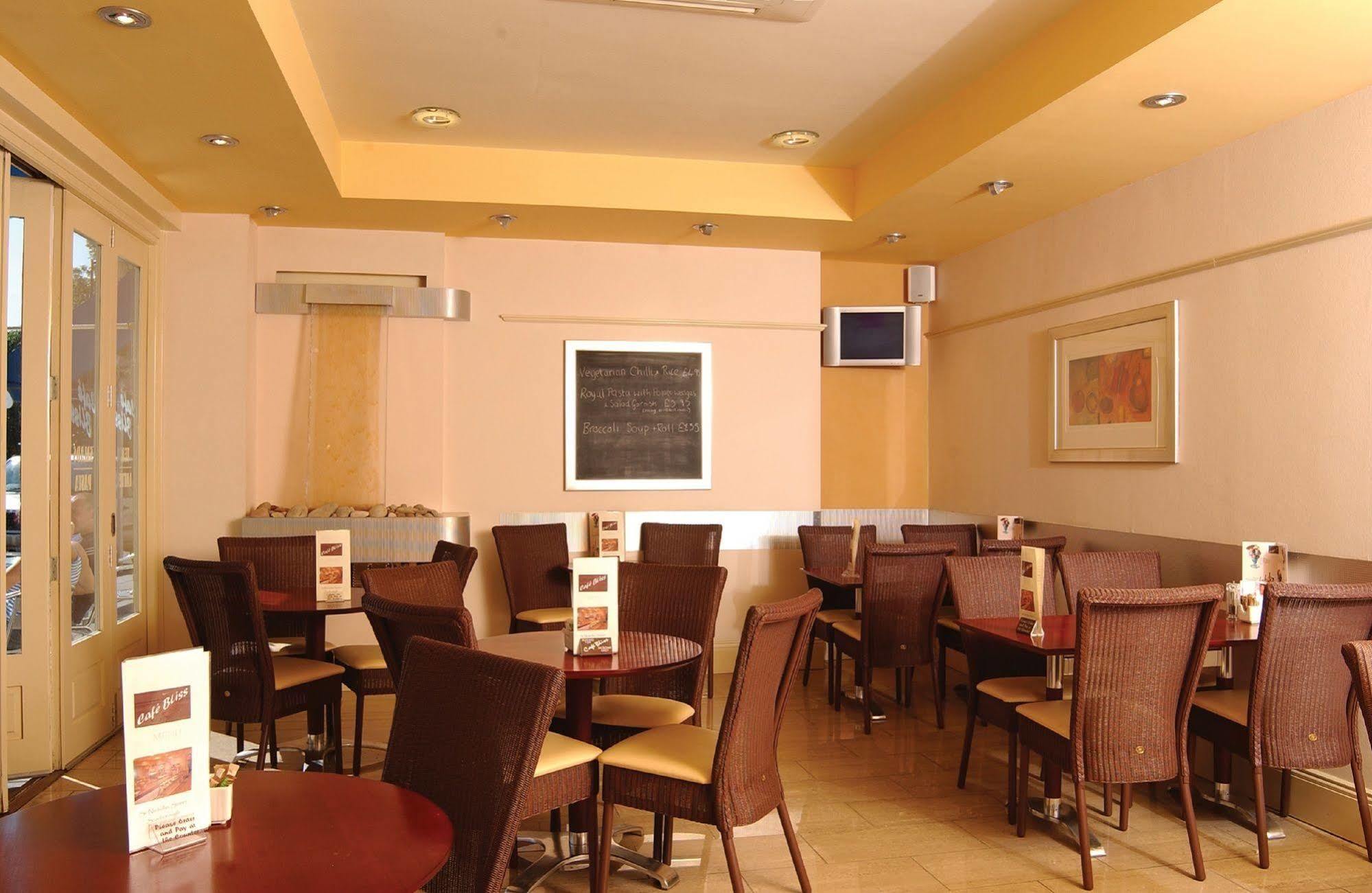 Hotel Royal