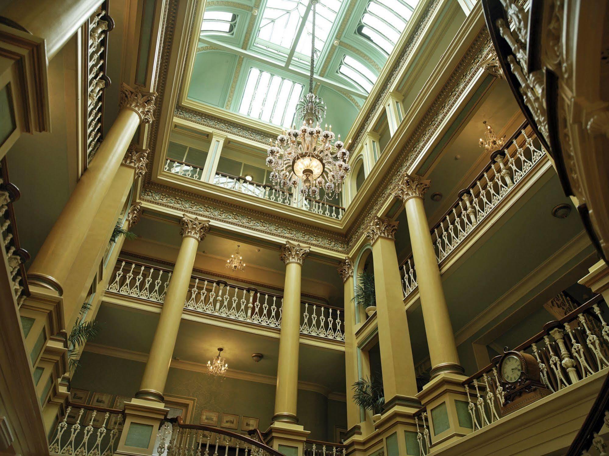 Royal Hotel